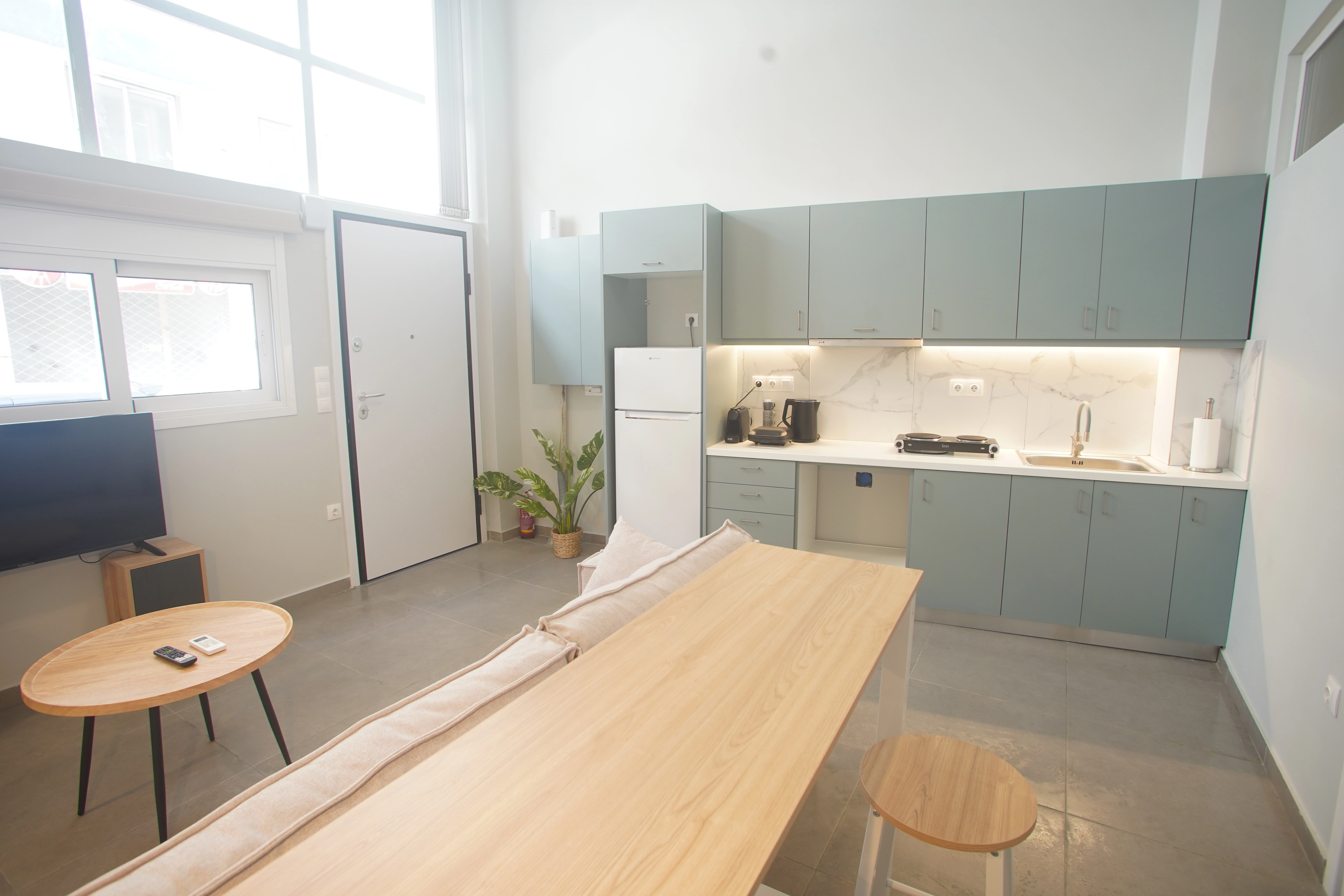 Cozy Apartment Downtown Athens III